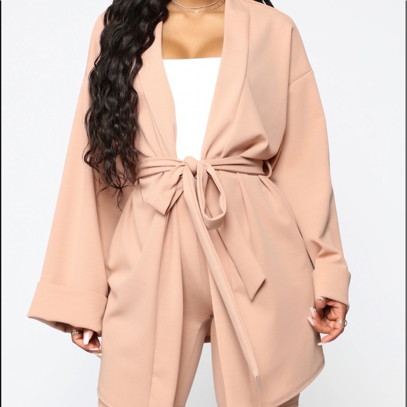 On My Break 2 Piece Set - Picture 2 of 3